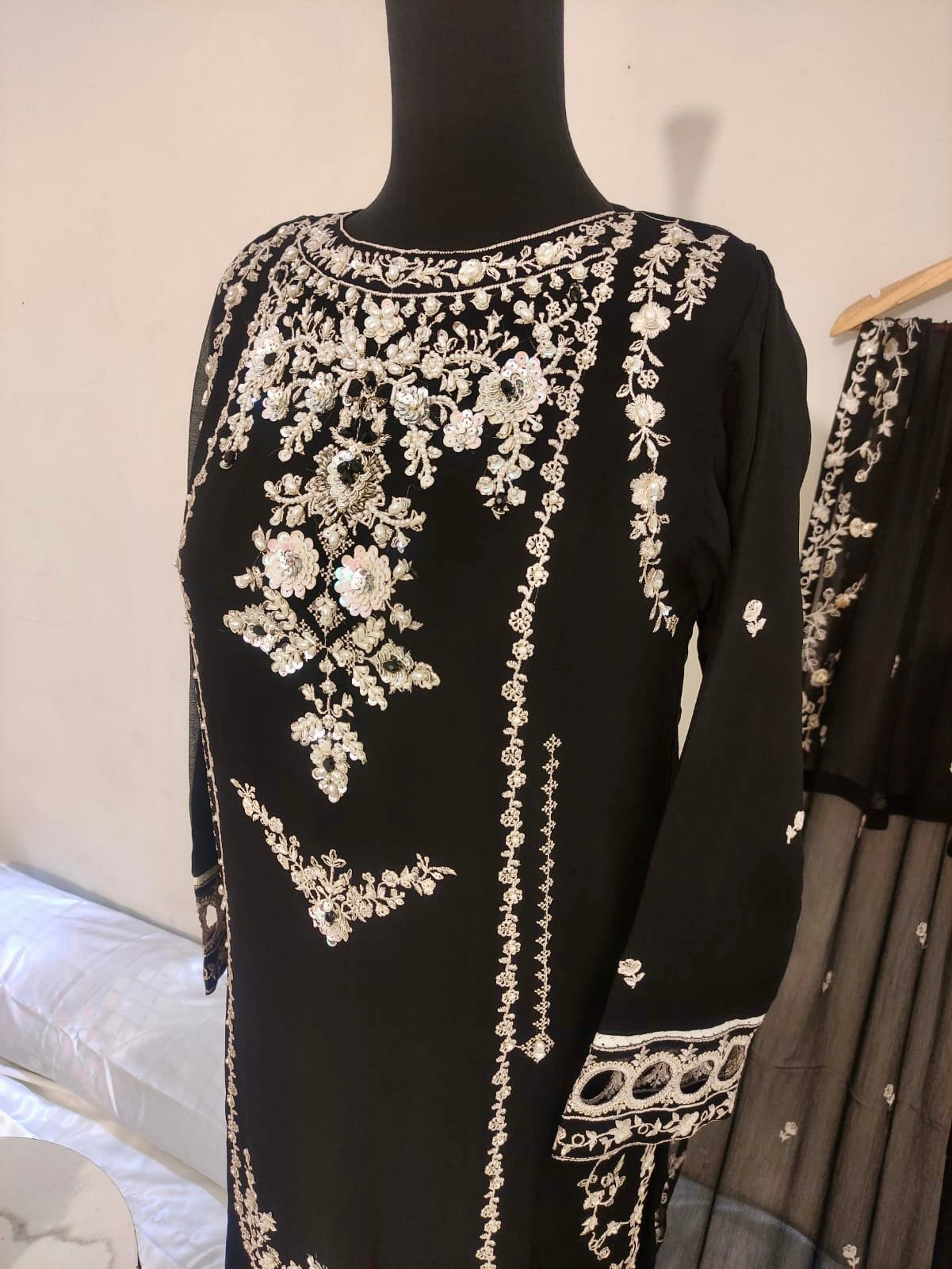 AREEBA Heavy Handwork Shirt front Neck Chiffon 3 piece ready to wear traditional suit