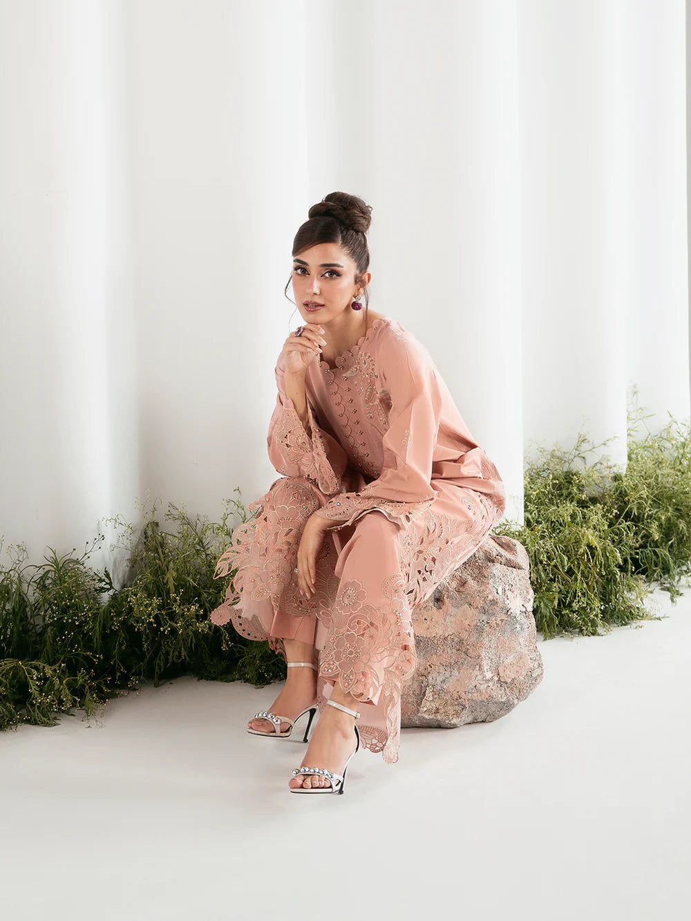 AZURE Luxury classy stylish Silk Kaftan outfit ready to wear modern embroidered asian stylish womenswear outfit