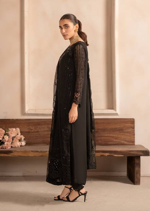 MARIA Luxury classy style Chiffon 3 piece ready to wear traditional embroidered asian suit stylish womenswear outfit