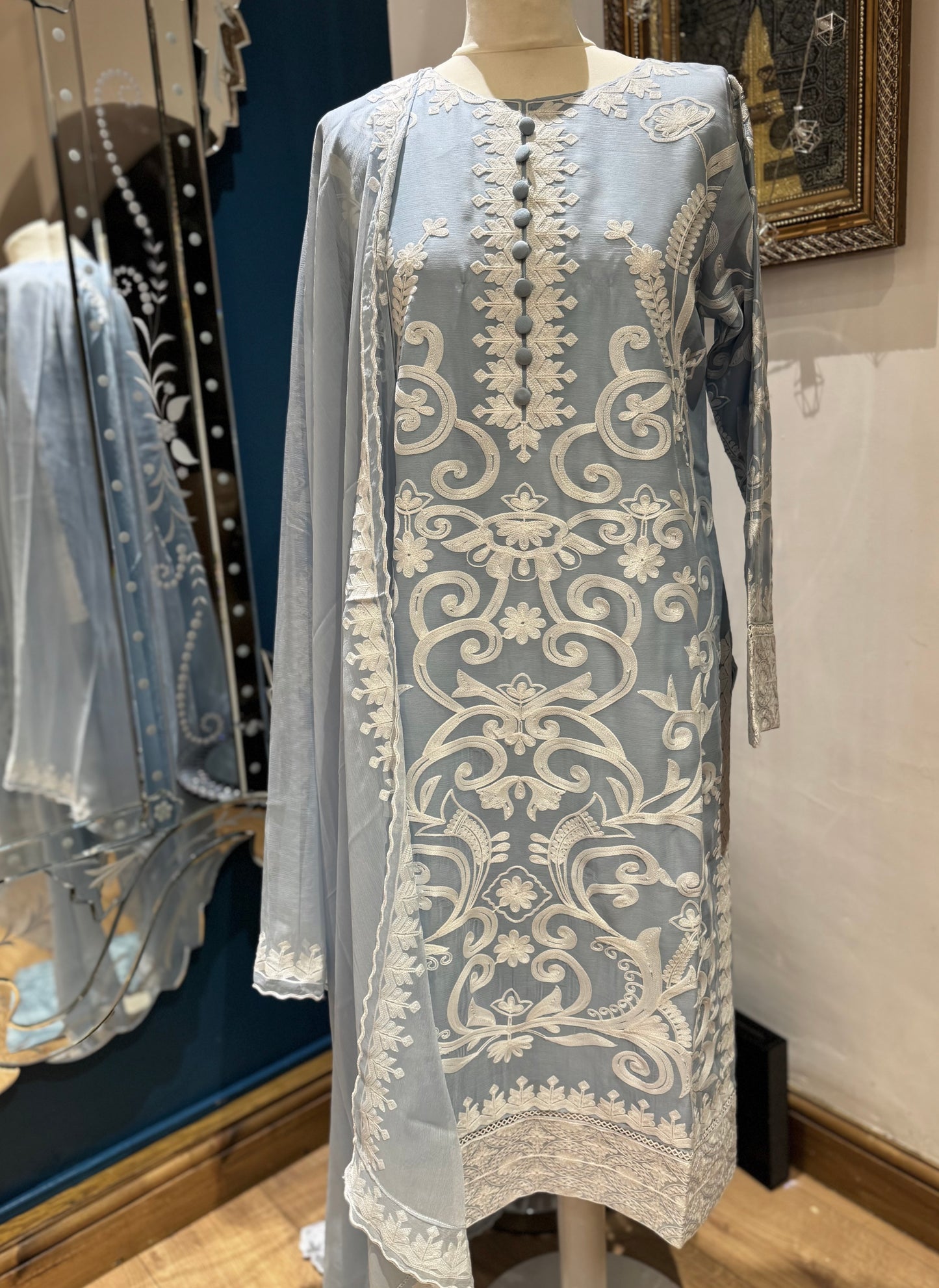 Masroor Chiffon 3 piece ready to wear traditional heavy thread work embroidery suit