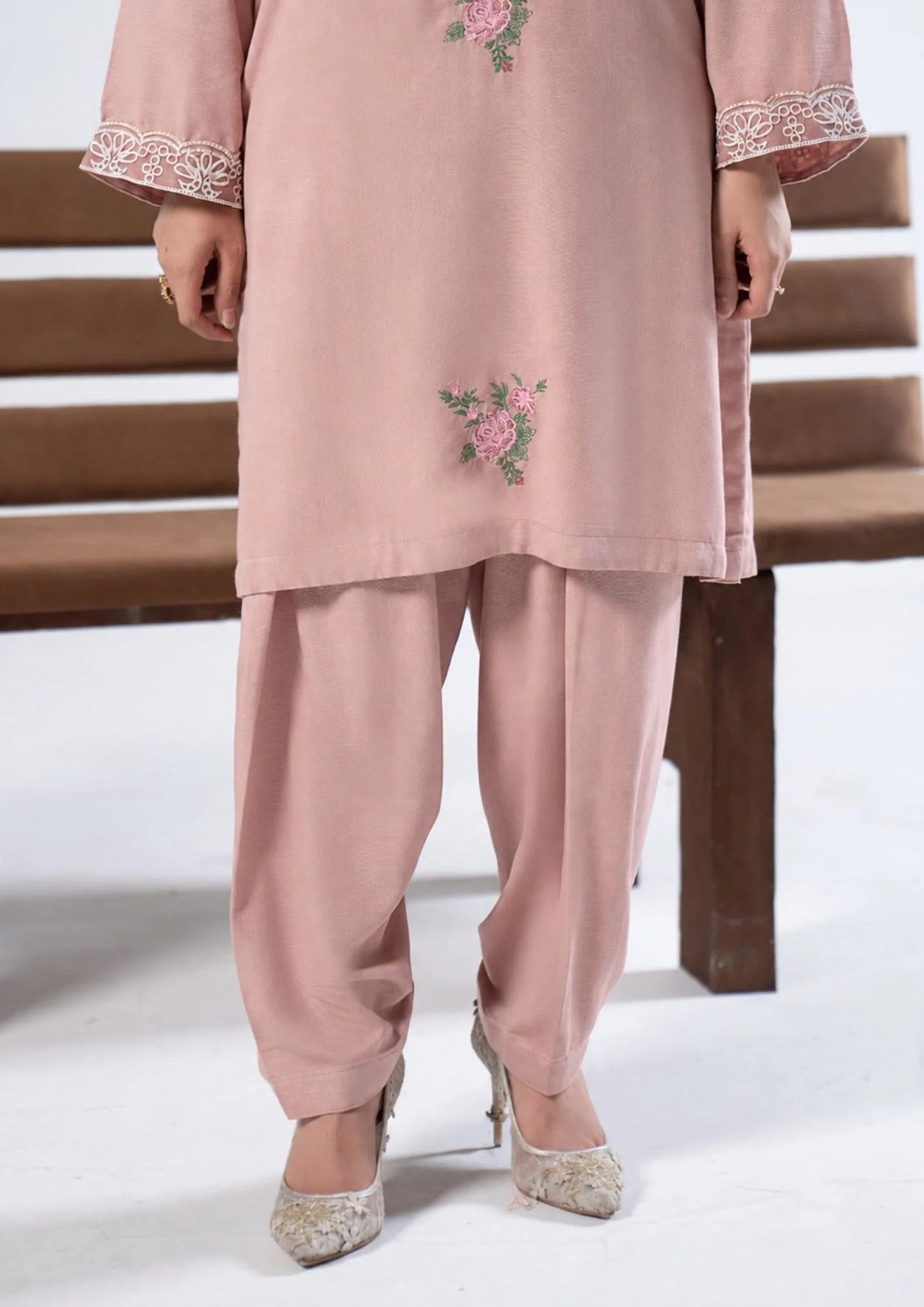 Gulbano Tea Pink Alpine Marina Floral Embroidered Winter Kurta Shalwar Suit With Shawl Ready to Wear Pakistani Women's Outfit