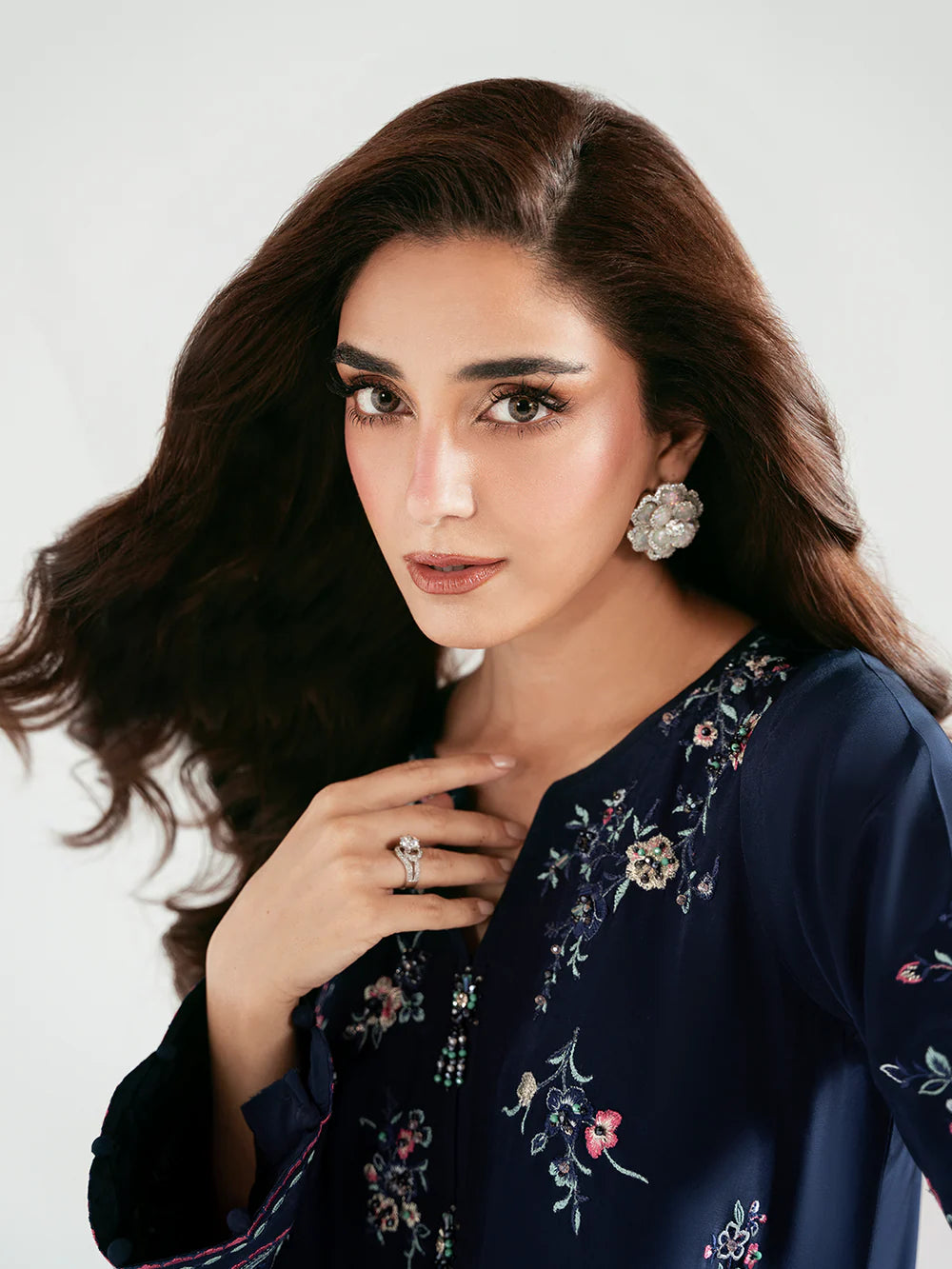 BLUSH Luxury classy stylish Silk Kaftan outfit ready to wear modern embroidered asian stylish womenswear outfit