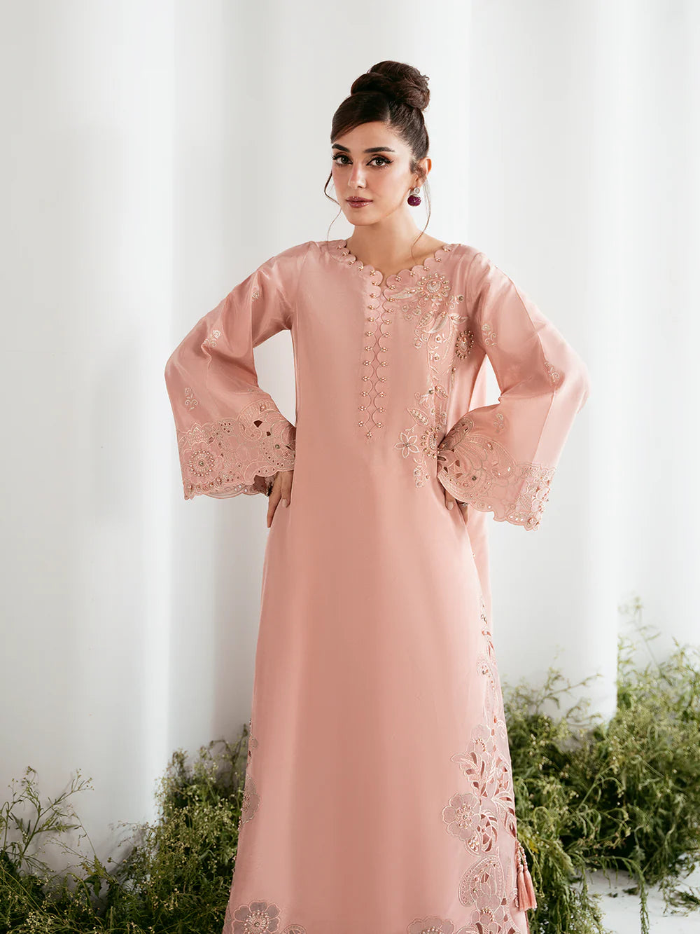 AZURE Luxury classy stylish Silk Kaftan outfit ready to wear modern embroidered asian stylish womenswear outfit