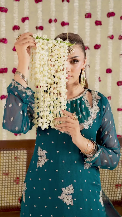 HUNOON luxury chiffon Embroidered womenswear 3 piece ready to wear suit (Watch video)