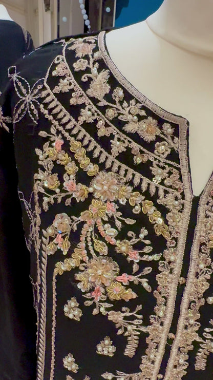 Samra Chiffon 3 piece ready to wear traditional suit